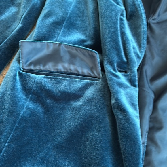 Women’s green/blue Velvet Blazer - Picture 5 of 9
